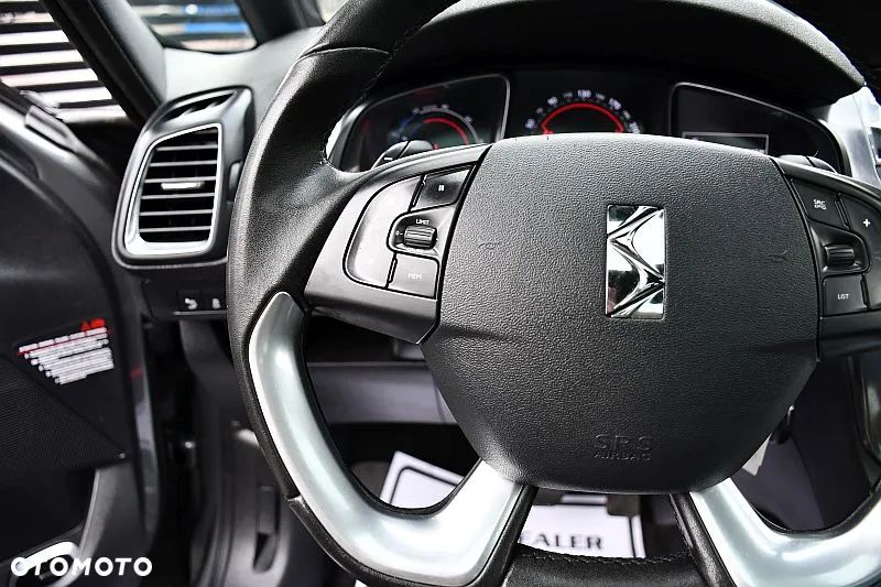 Citroën DS5 ver-2-0-hybrid4-sportchic - 18