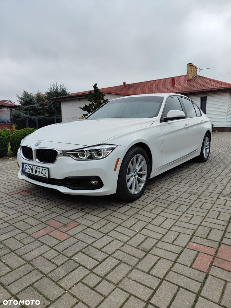 BMW Seria 3 320i xDrive Edition Luxury Line Purity - 1