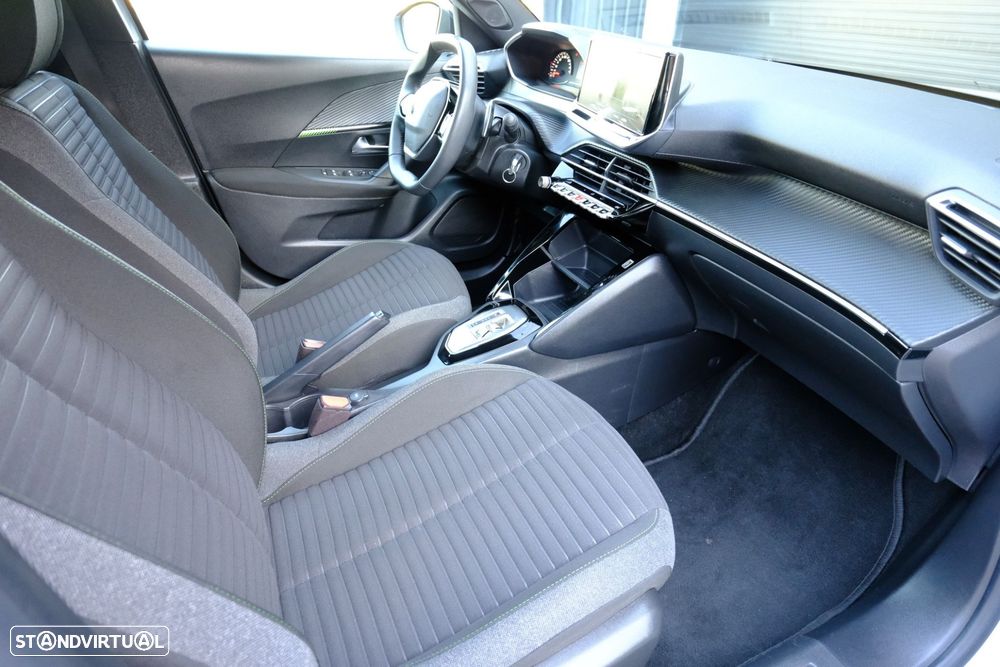 Peugeot 2008 - 10