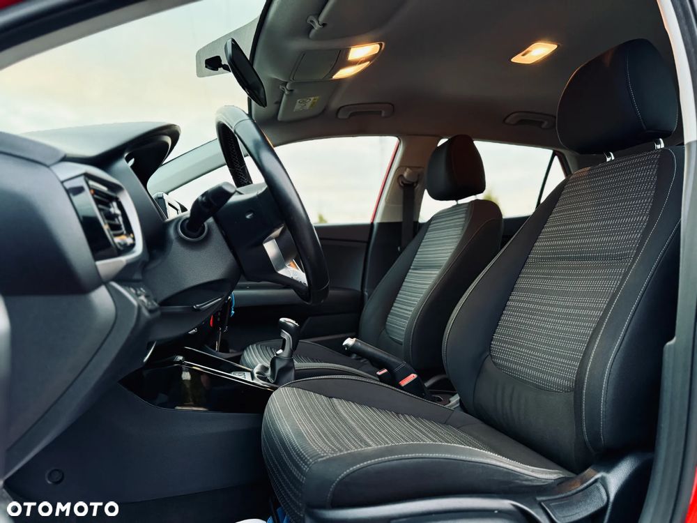 Kia Stonic 1.6 CRDi Vision - 27