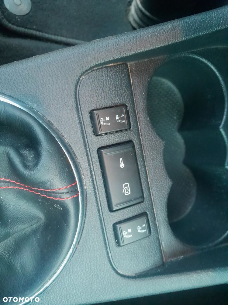 Skoda Fabia 1.6 TDI DPF Monte Carlo - 13