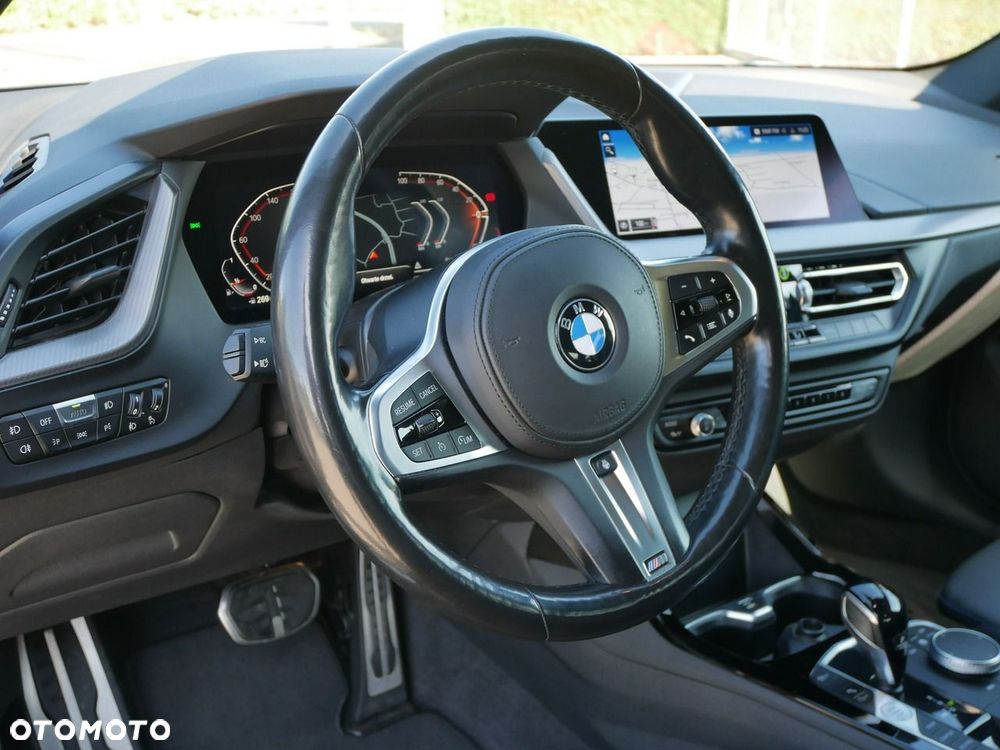 BMW Seria 2 218i M Sport - 6
