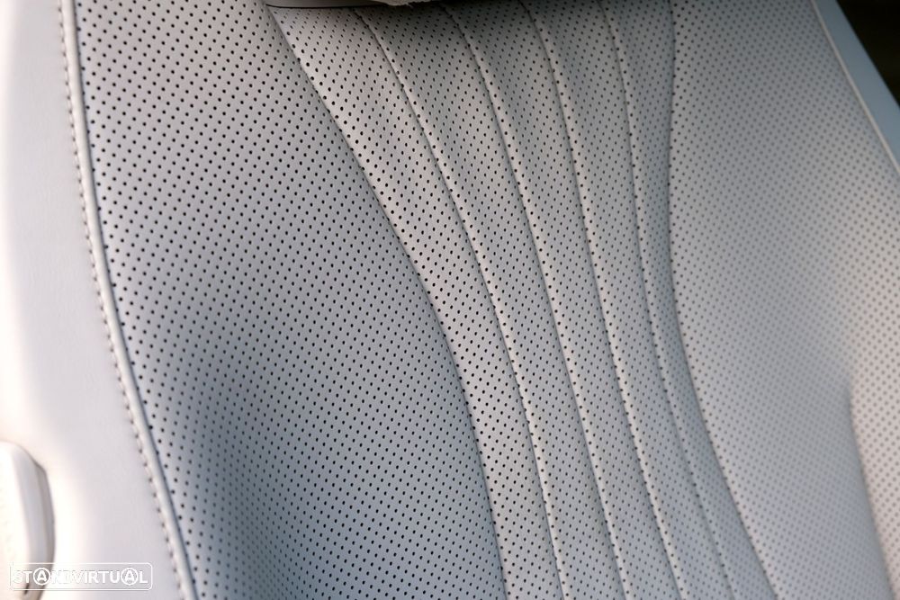 Mercedes-Benz E 220 d AMG Line - 26