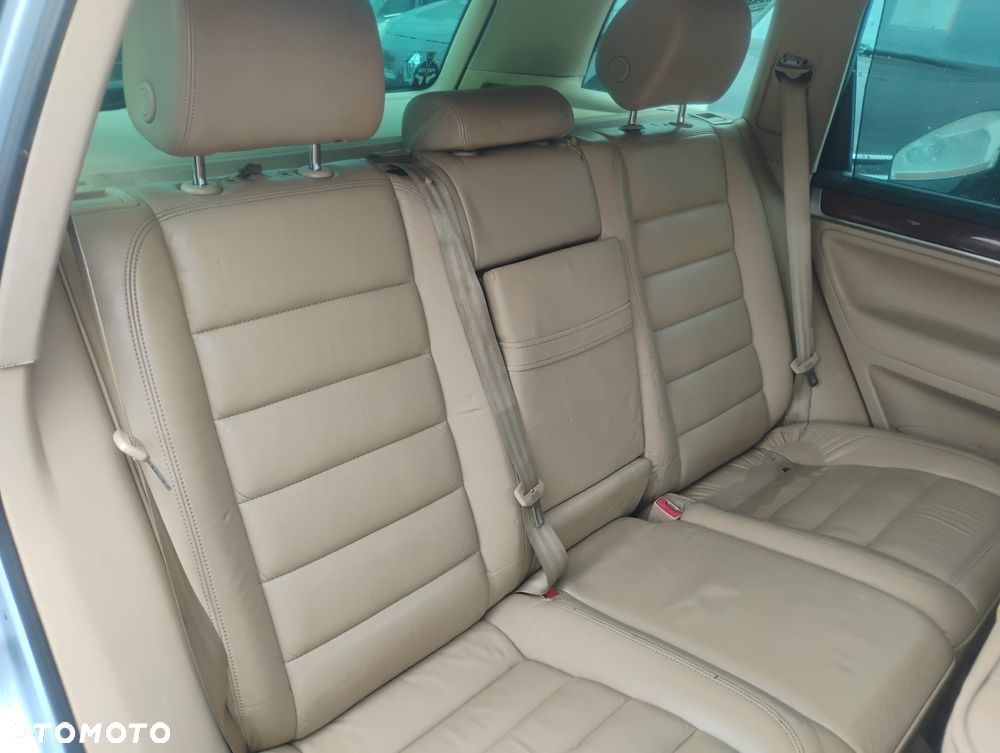 Volkswagen Touareg 3.2 V6 Automatik - 32