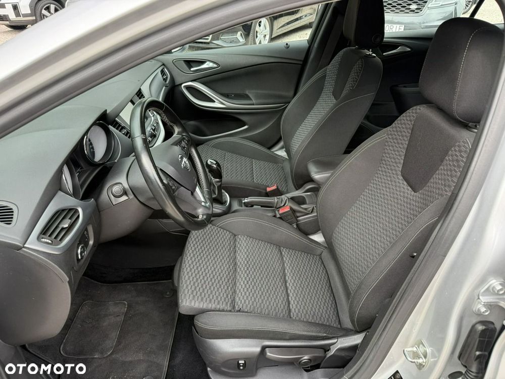 Opel Astra - 10