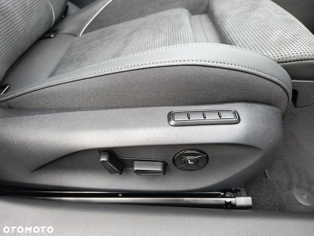 Skoda Superb 2.0 TSI Sportline DSG - 37