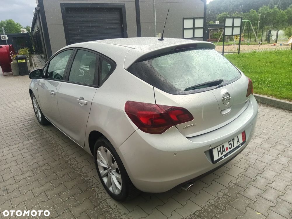 Opel Astra - 7