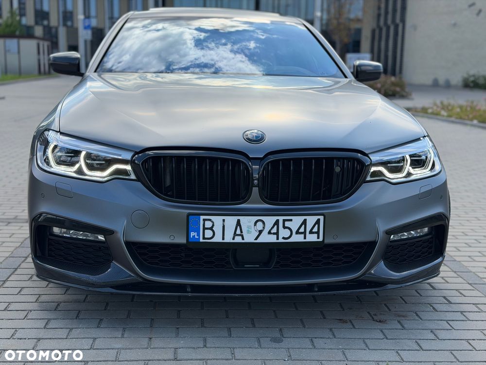 BMW Seria 5 530d xDrive Sport Line sport - 13