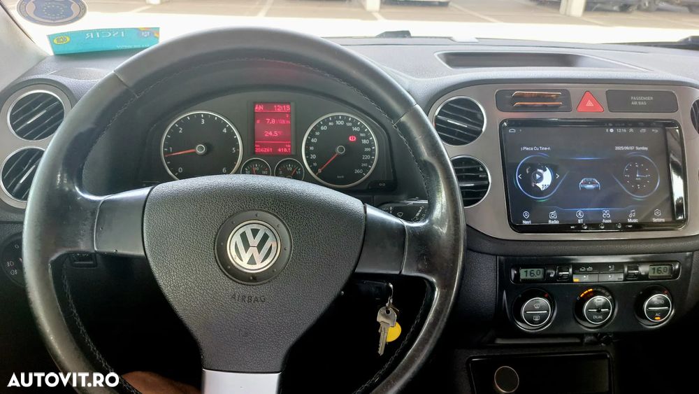 Volkswagen Tiguan 2.0 TDI DPF 4Motion Track & Avenue - 11