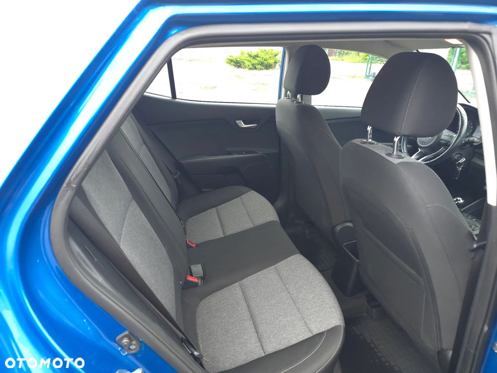 Kia Stonic 1.2 L Business Line - 13