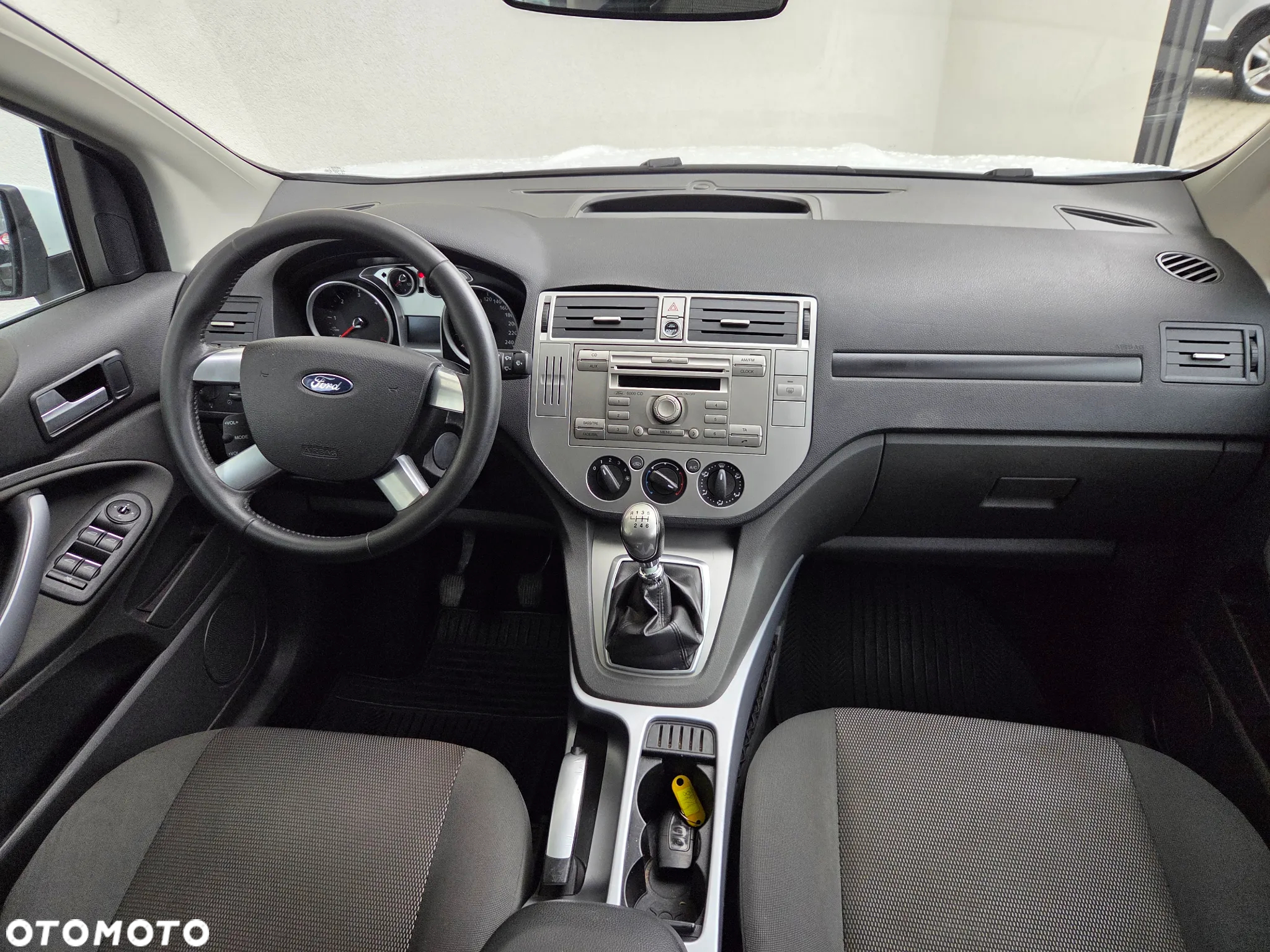 Ford Kuga - 9