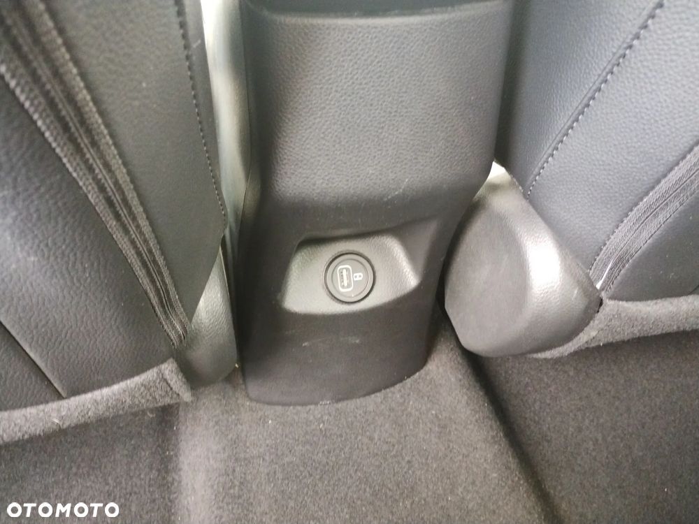 Kia Stonic 1.0 T-GDI L DCT - 28