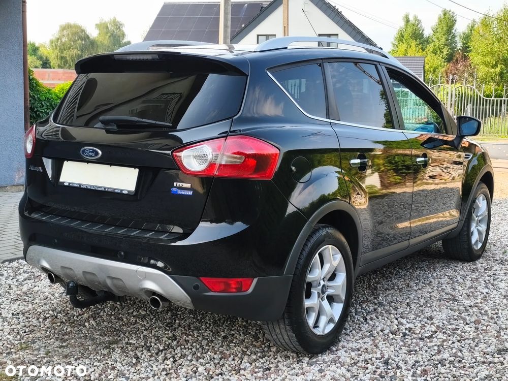 Ford Kuga 2.0 TDCi 2x4 Titanium - 10