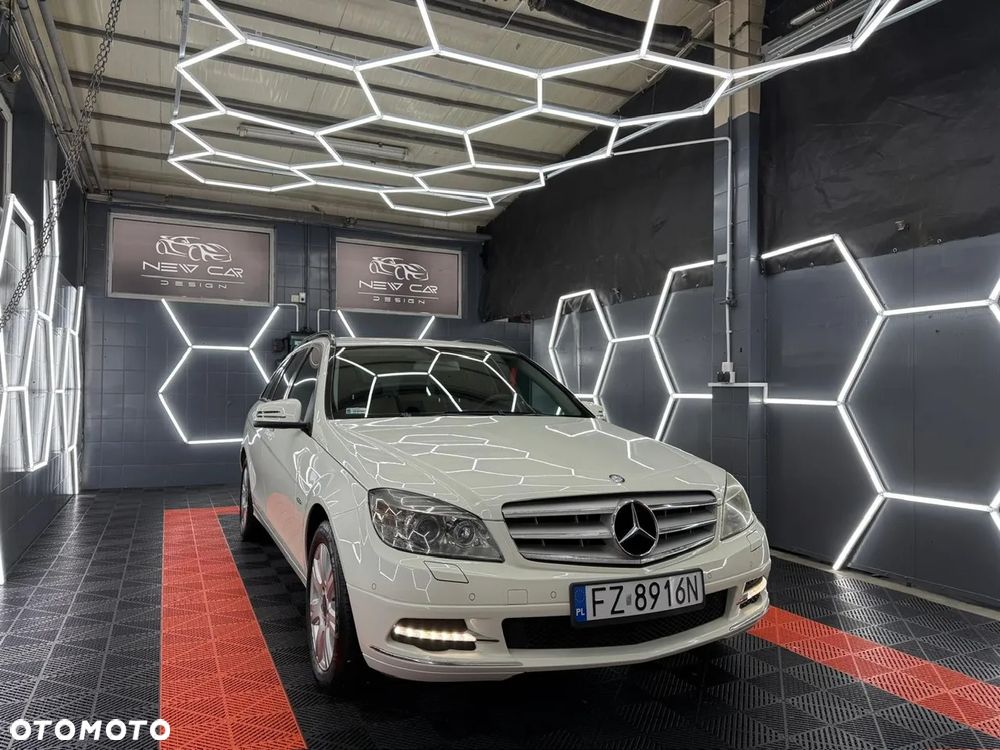 Mercedes-Benz Klasa C 220 CDI DPF (BlueEFFICIENCY) Elegance - 13