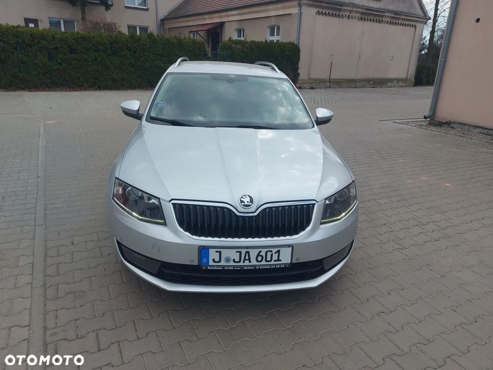 Skoda Octavia 1.4 TSI Green tec DSG Ambition - 2