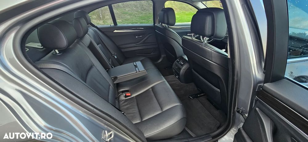 BMW Seria 5 525d xDrive AT - 6