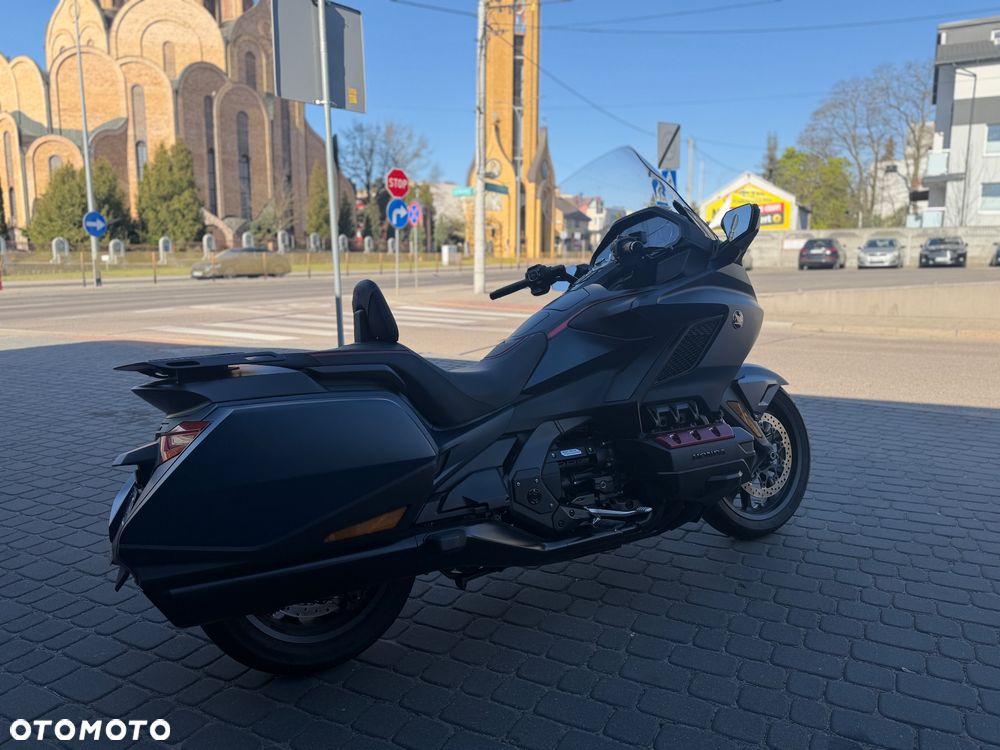 Honda GL - 4
