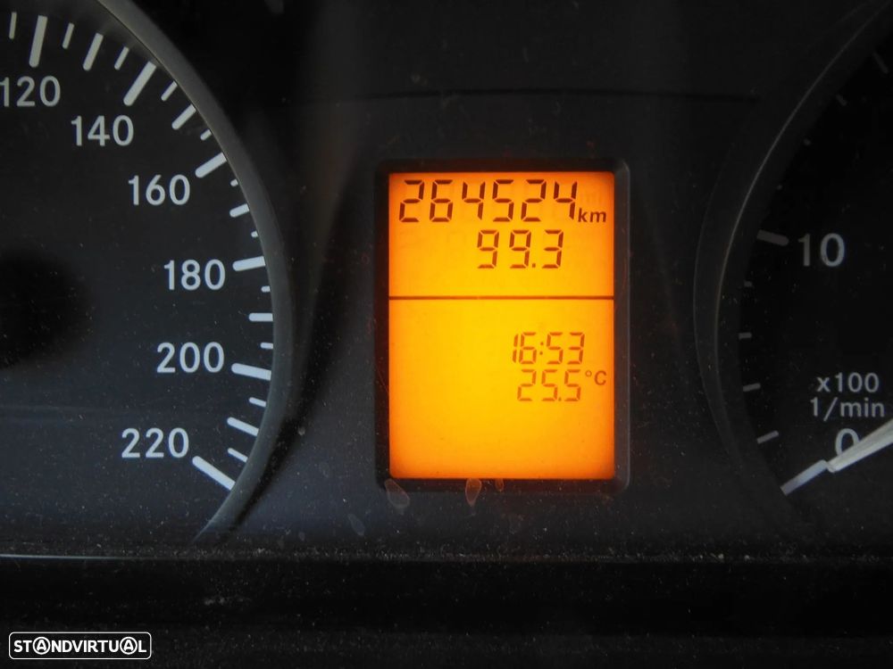 Mercedes-Benz Vito - 5