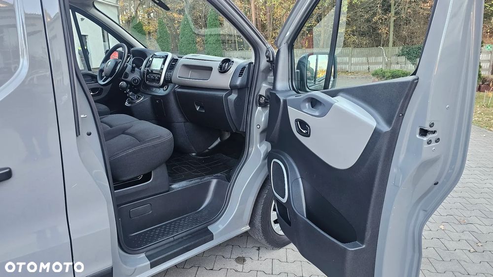 Renault Trafic - 11