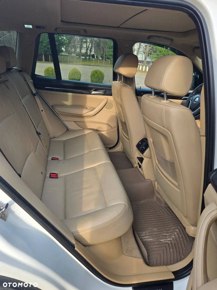 BMW X3 xDrive28i - 13