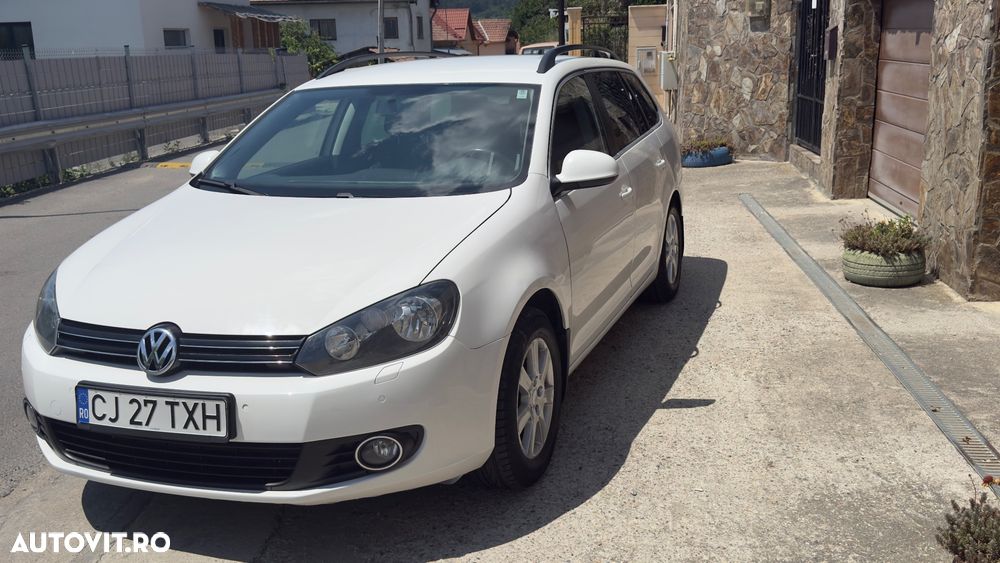 Volkswagen Golf - 1