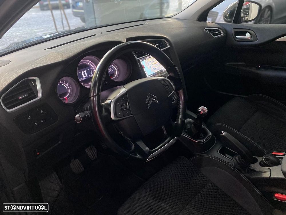 Citroën C4 1.6 BlueHDi Live - 25