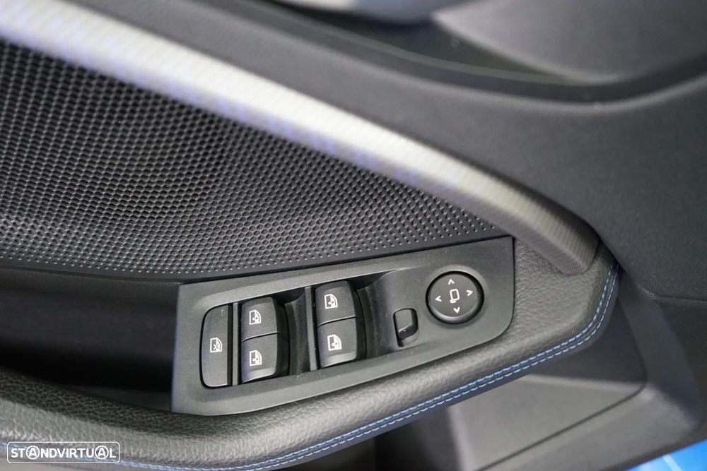 BMW 118 i Pack M - 20