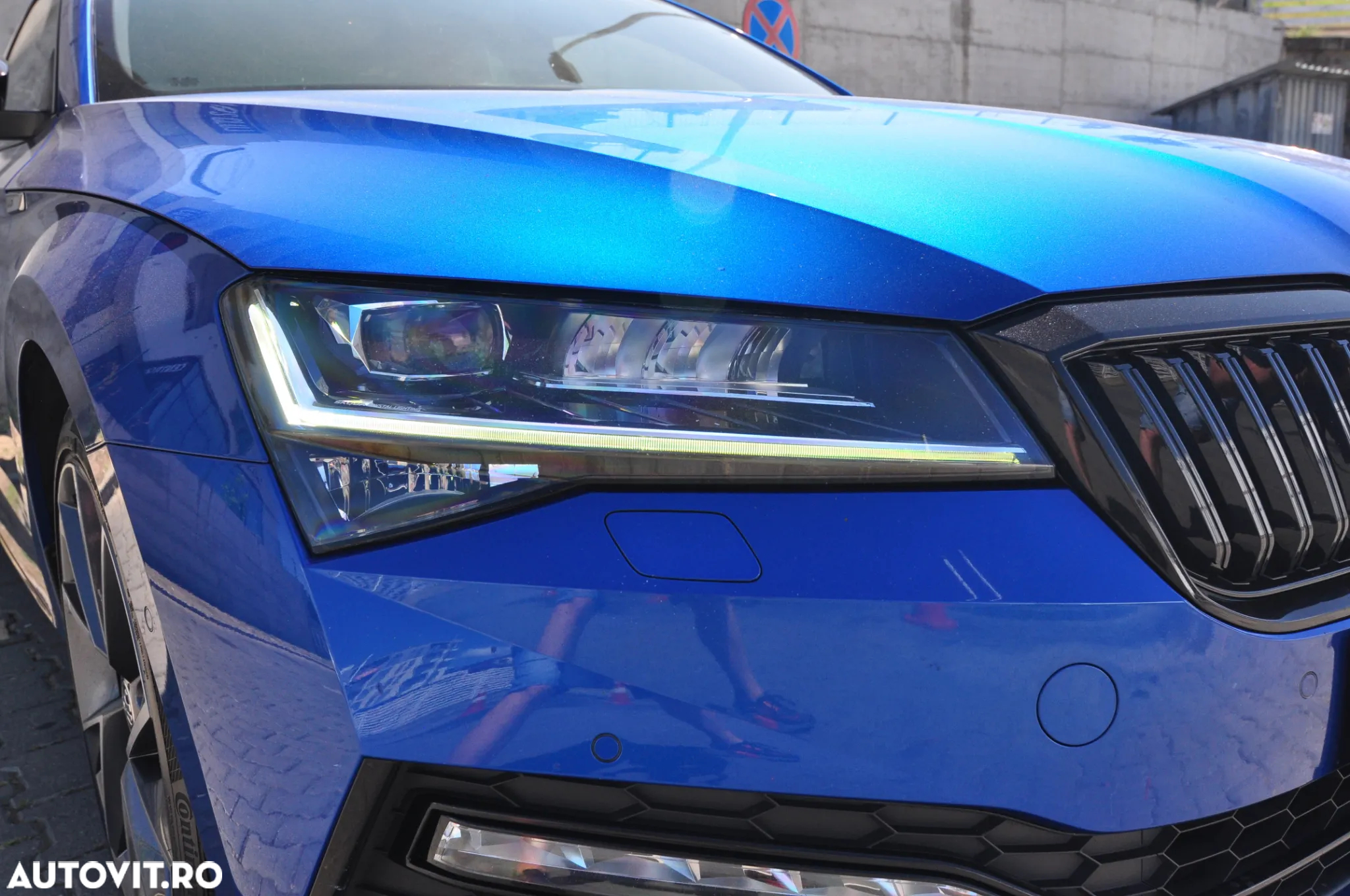 Skoda Superb 2.0 TSI 4X4 DSG Sportline - 9