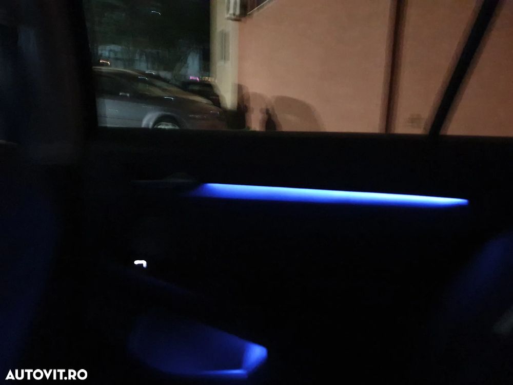 Volkswagen Golf 1.5 eTSI DSG MHEV Life - 16