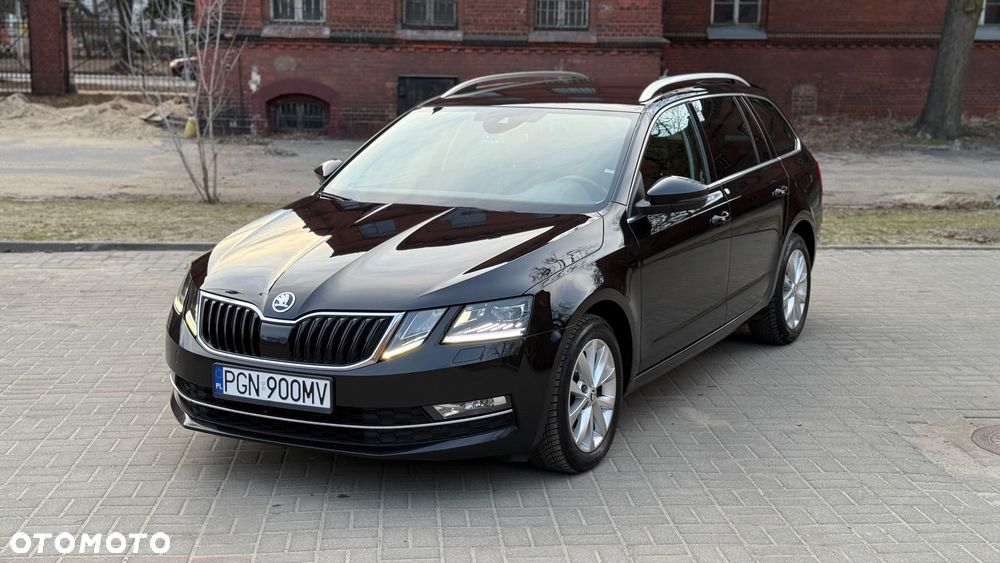 Skoda Octavia 2.0 TDI Style DSG - 1