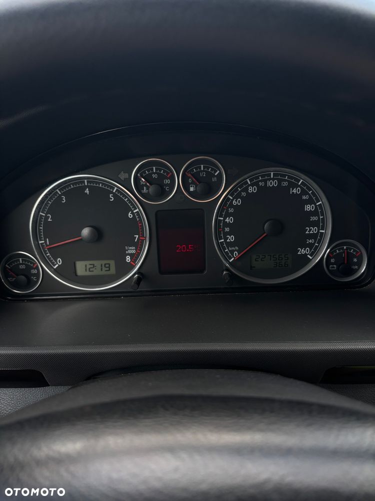 Volkswagen Sharan 2.0 Advantage - 12