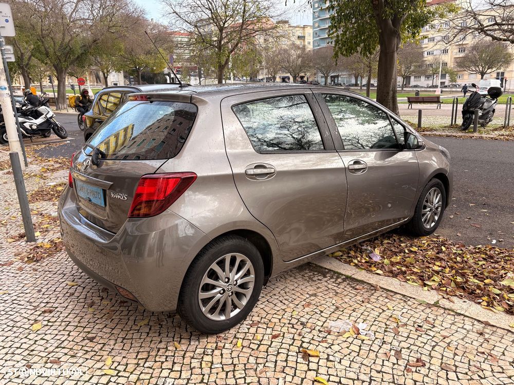 Toyota Yaris 1.0 VVT-i ACtive+AC - 4