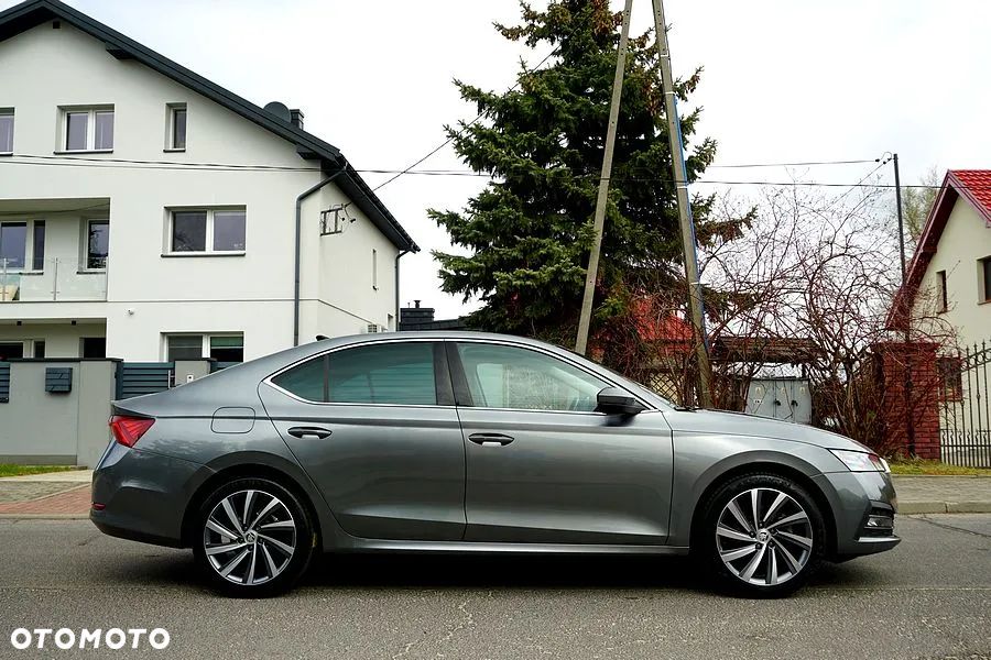 Skoda Octavia 1.5 TSI e-TEC DSG Selection Plus - 16