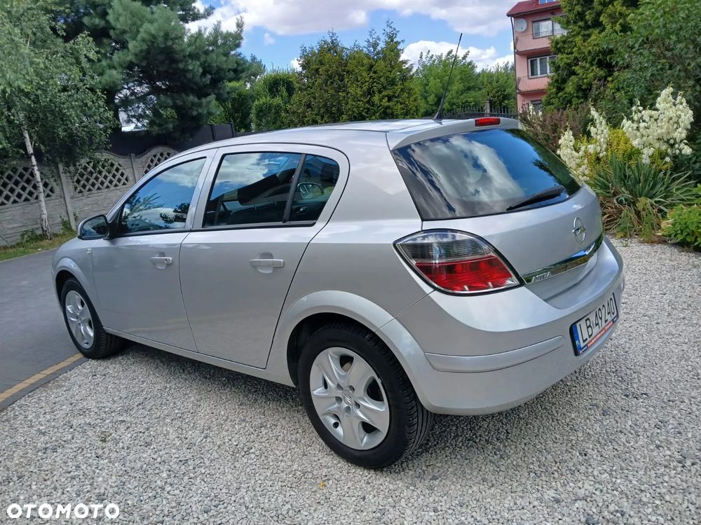 Opel Astra 1.6 - 7