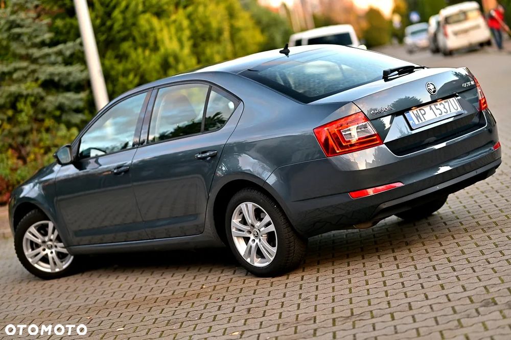 Skoda Octavia 1.4 TSI Ambition - 36