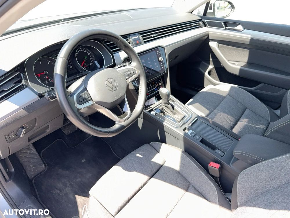 Volkswagen Passat 2.0 TDI SCR DSG Business - 10