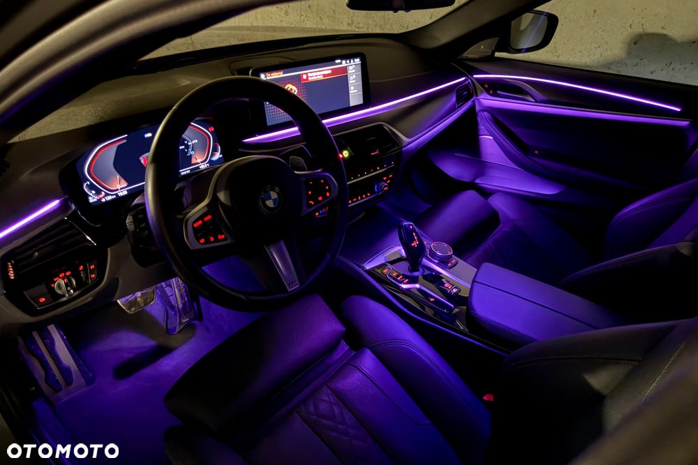 BMW Seria 5 530d mHEV M Sport sport - 31