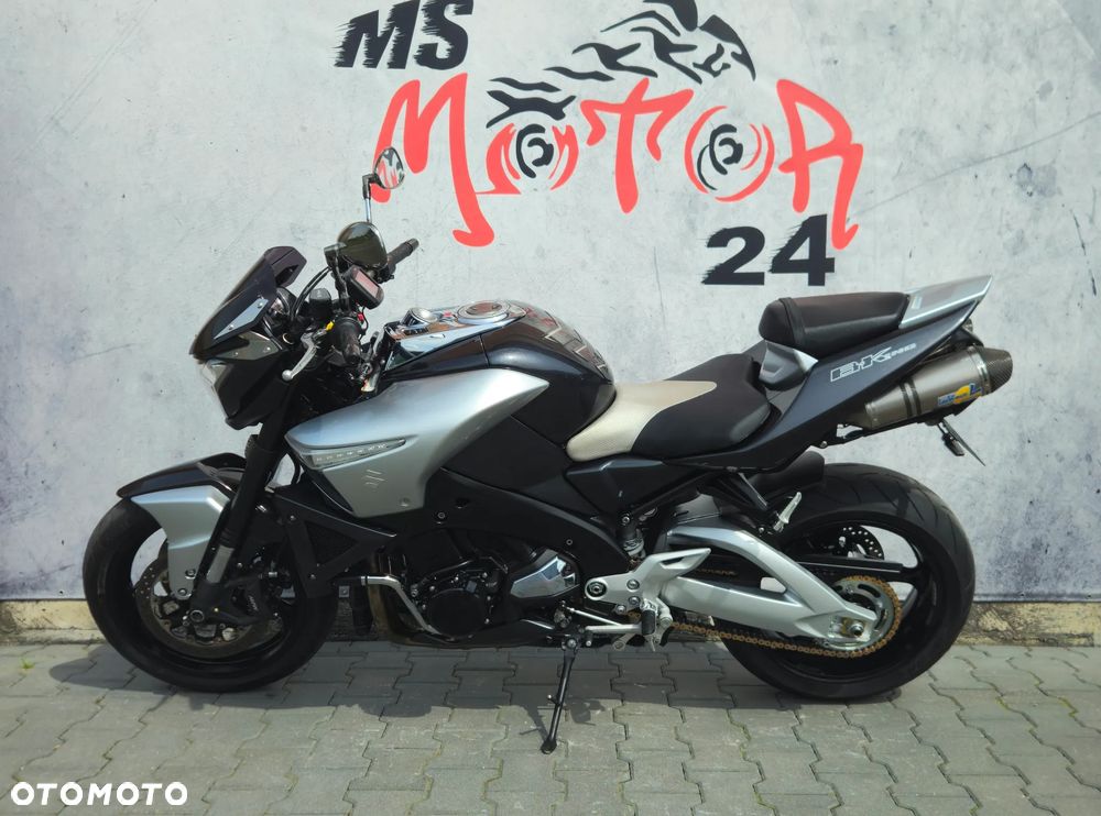Suzuki GSX - 8