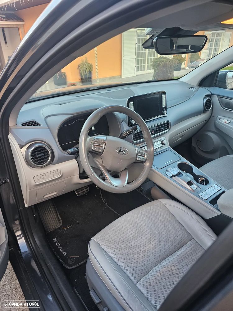 Hyundai Kauai Premium - 4