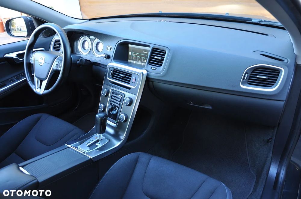 Volvo S60 D4 Geartronic - 22