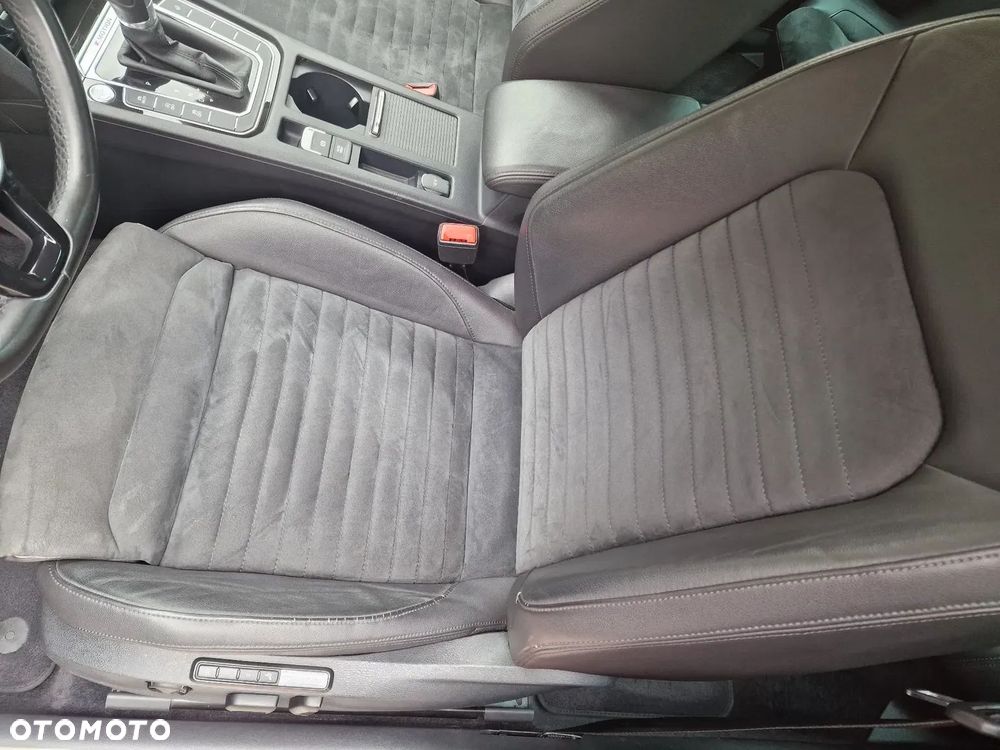 Volkswagen Passat - 23