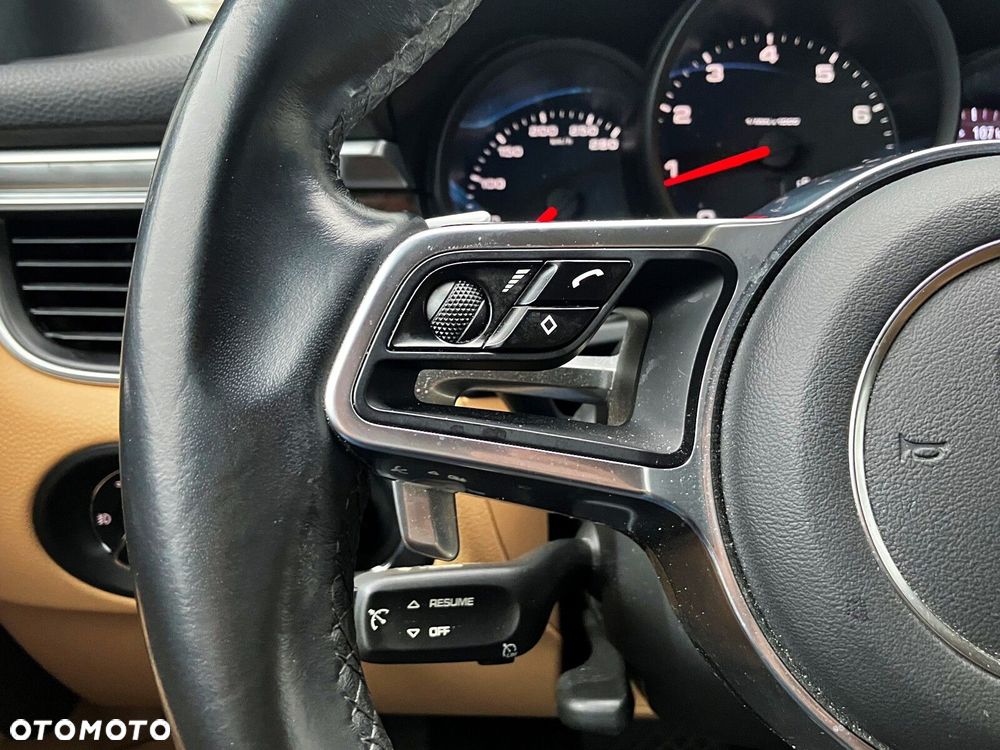 Porsche Macan - 19