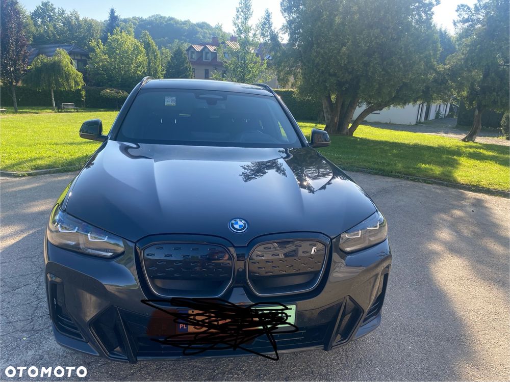 BMW iX3 - 7
