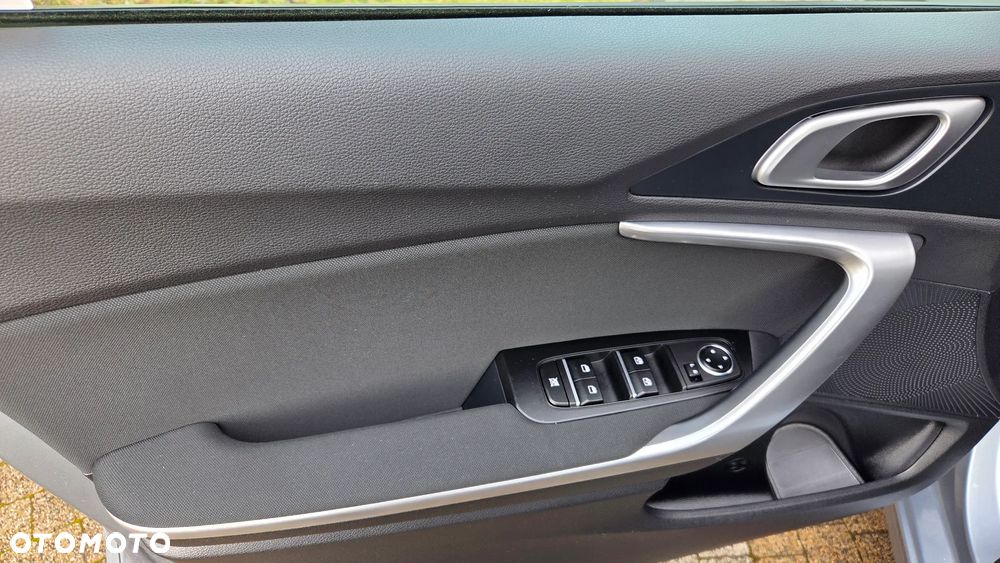 Kia Ceed 1.5 T-GDI M - 11