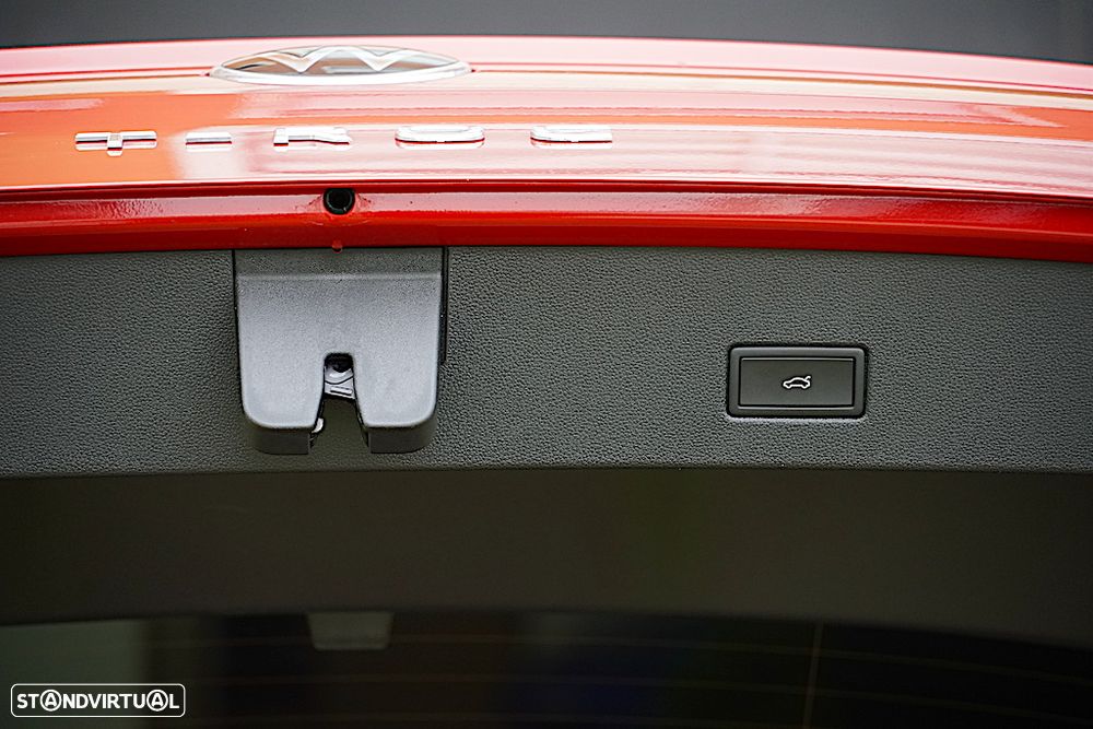 VW T-Roc 1.5 TSI R-Line DSG - 18