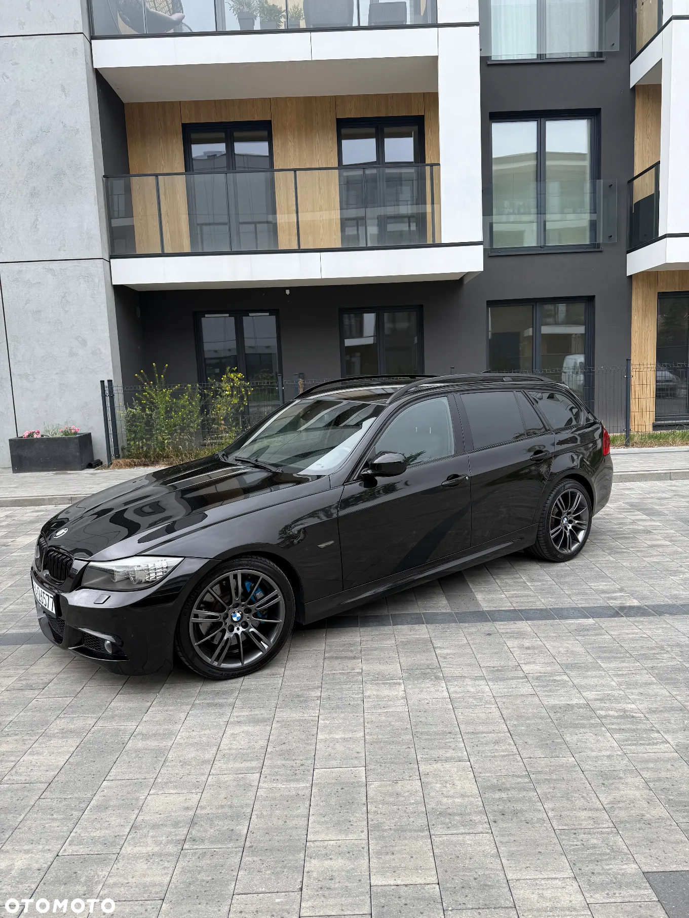 BMW Seria 3 330d xDrive - 9
