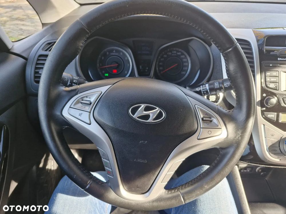 Hyundai ix20 1.4 blue YES Gold - 10