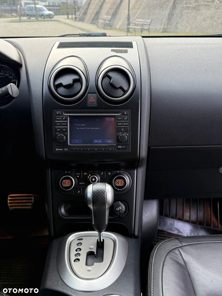 Nissan Qashqai 2.0 dCi 4x4 Tekna Premium - 15