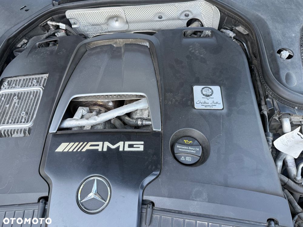 Mercedes-Benz AMG GT - 18