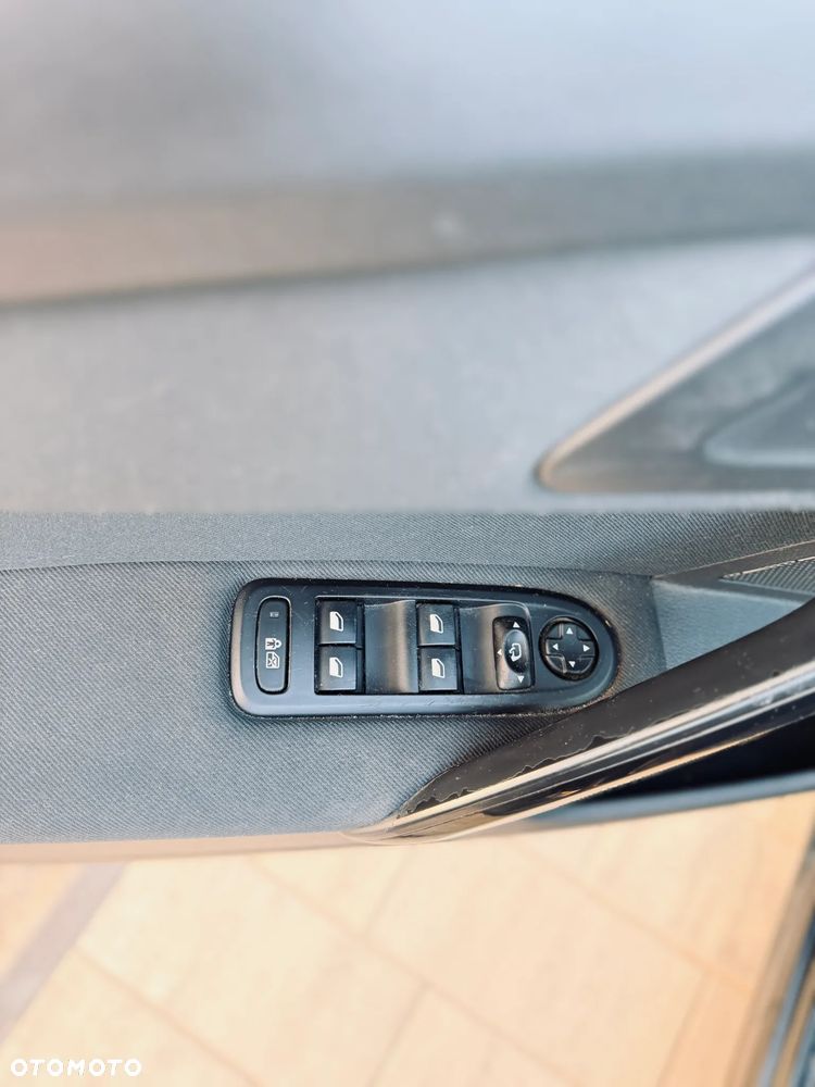 Peugeot 508 1.6 T Allure - 9